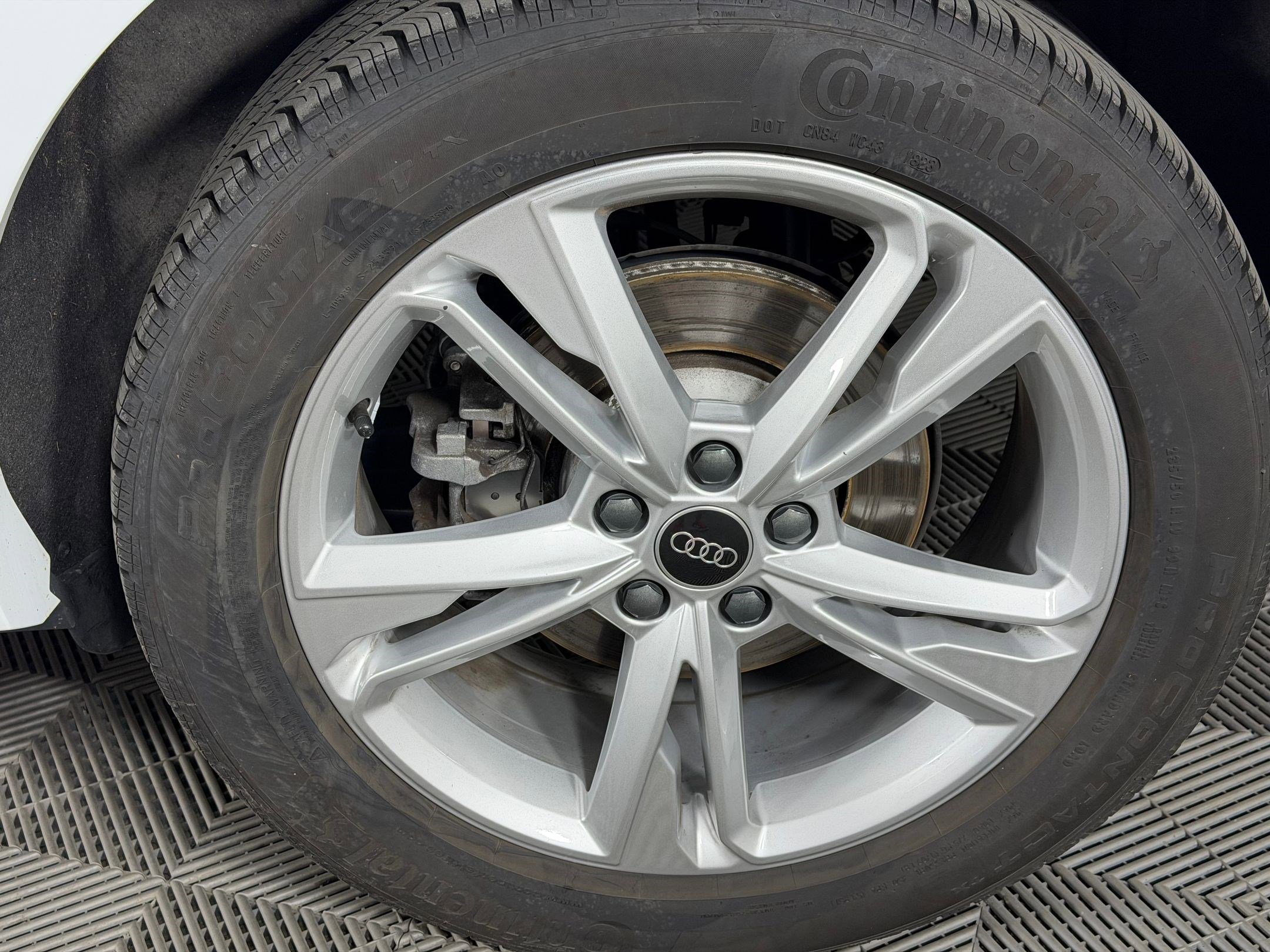 Certified 2023 Audi Q3 2.0T Premium Plus w/ Premium Plus Package AWD/4WD image 12