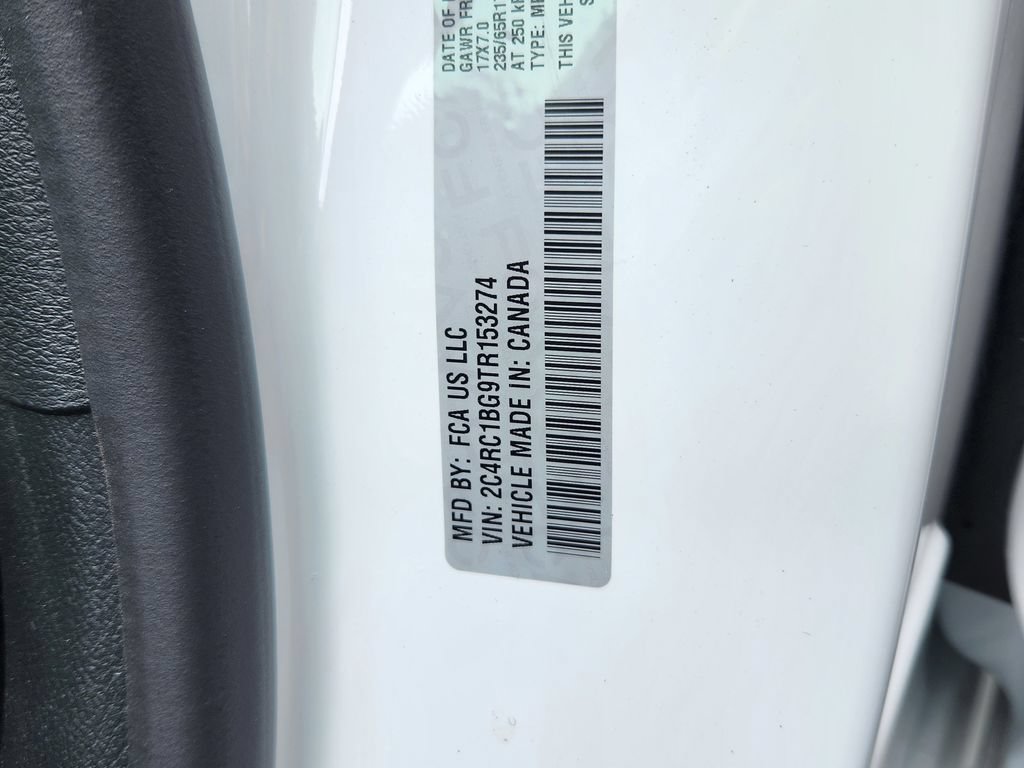 New 2026 Chrysler Pacifica Select FWD image 30