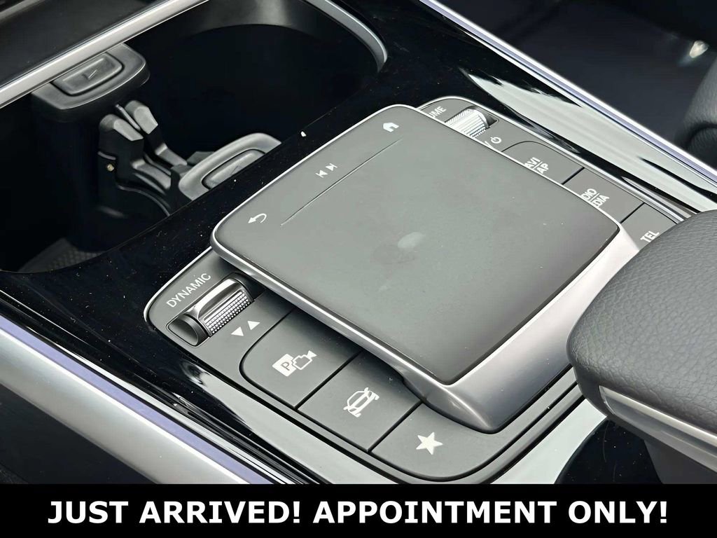 Used 2023 Mercedes-Benz EQB 350 4MATIC SUV image 25