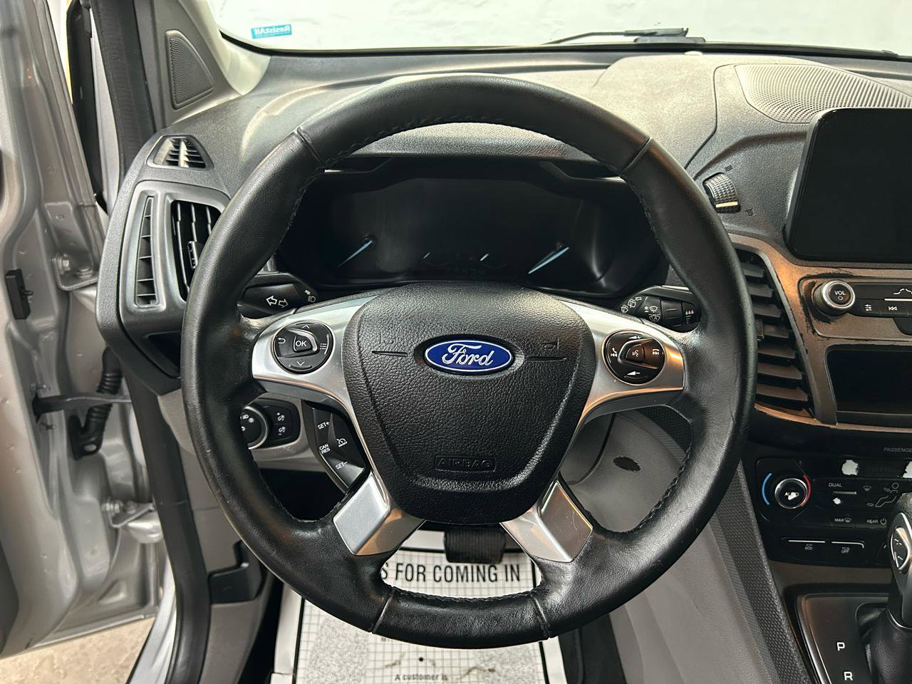 Used 2019 Ford Transit Connect XLT image 18