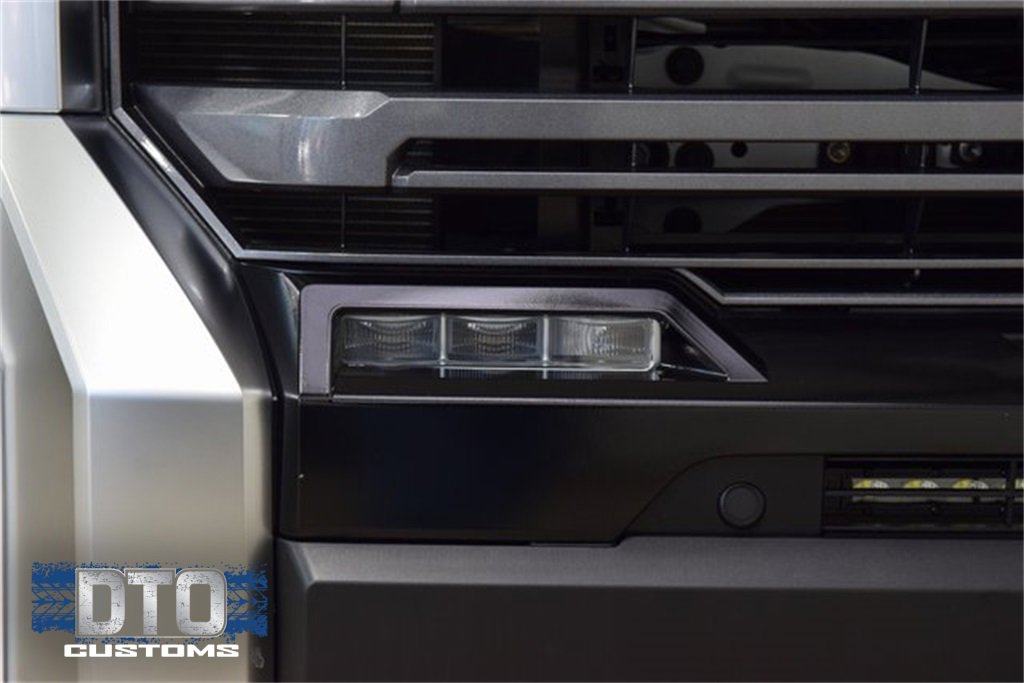 Used 2024 Toyota Tundra Limited w/ Power Package image 12