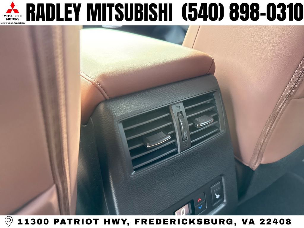 New 2026 Mitsubishi Outlander AWD image 13