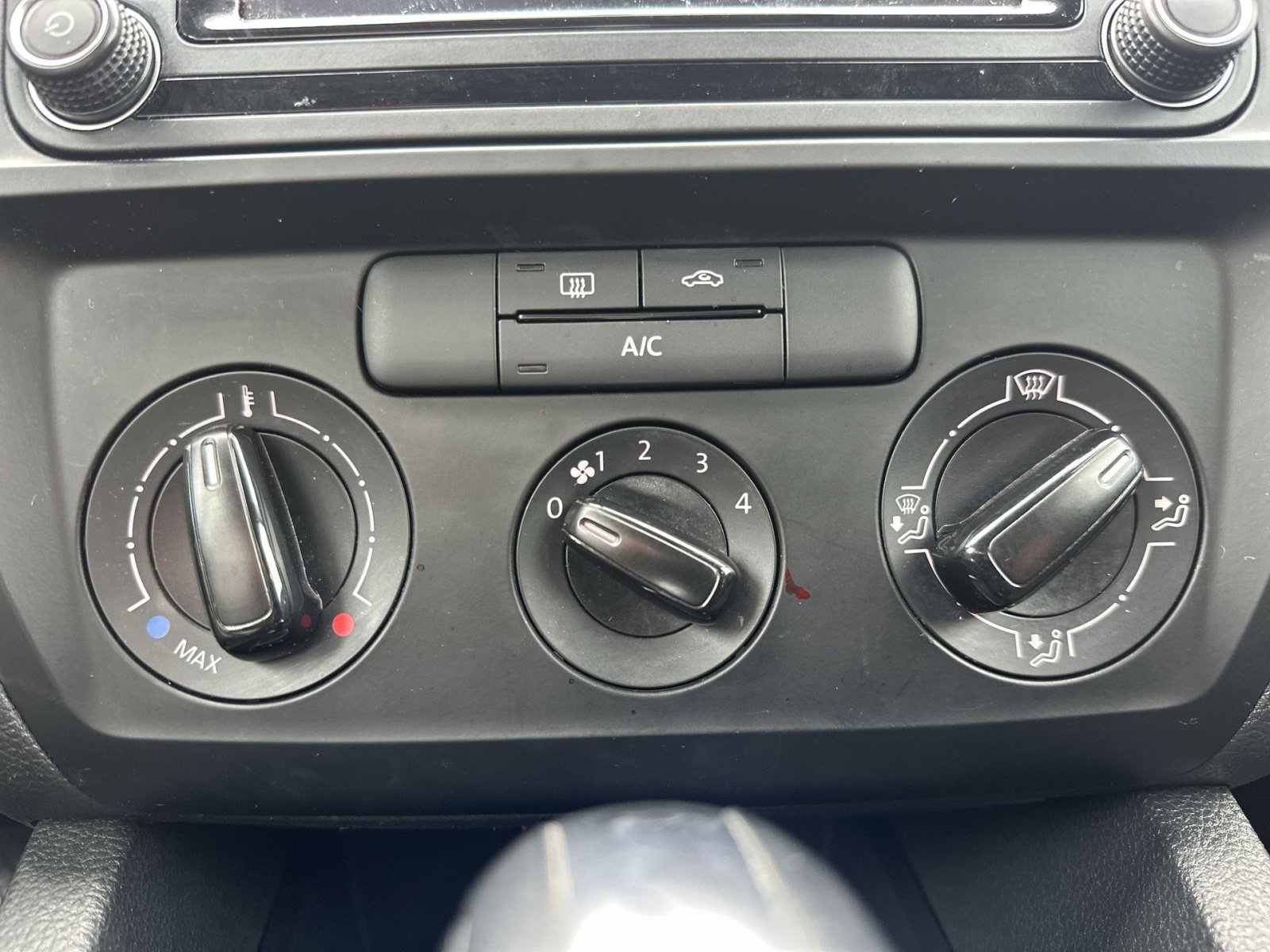 Used 2016 Volkswagen Jetta S FWD image 22