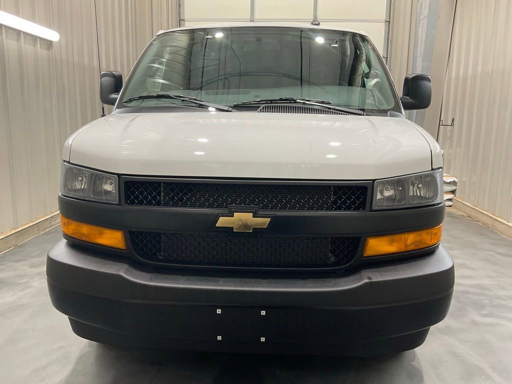 Used 2025 Chevrolet Express 2500 Extended w/ Driver Convenience Package RWD image 2