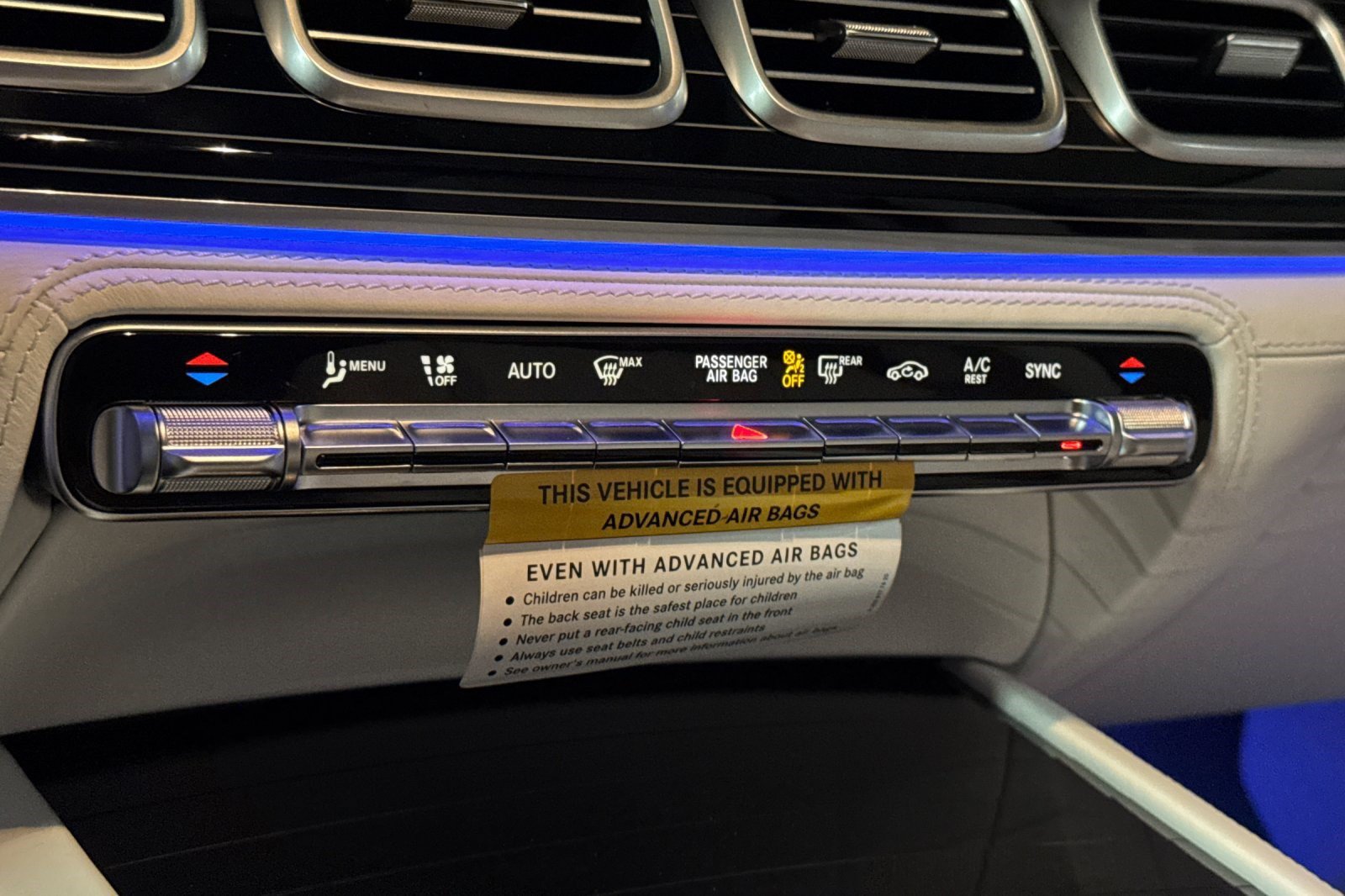 Used 2026 Mercedes-Benz Maybach GLS 600 4MATIC image 18