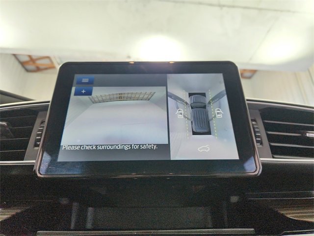 Used 2022 Ford Explorer Limited image 31