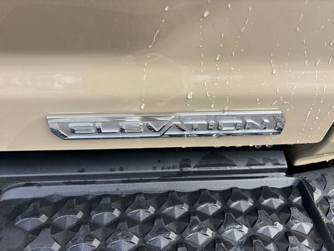 Used 2024 GMC Canyon Elevation w/ Convenience Package image 5