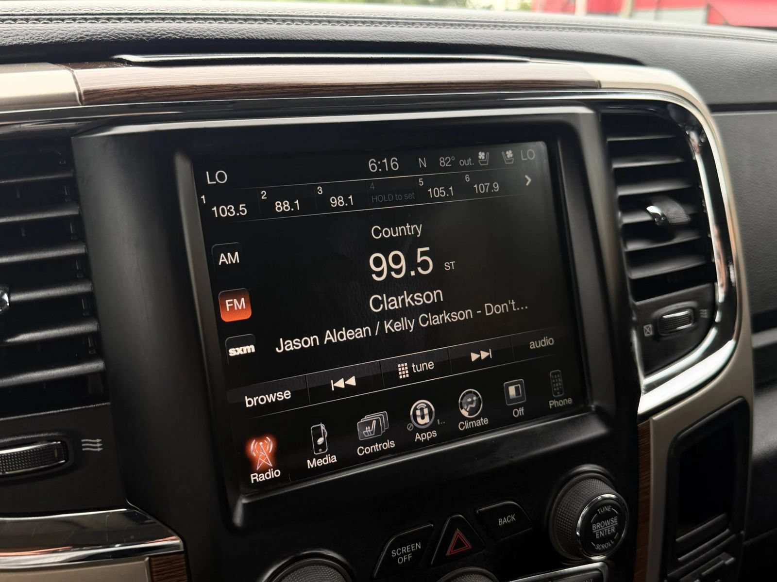 Used 2013 RAM 1500 Laramie AWD/4WD image 27