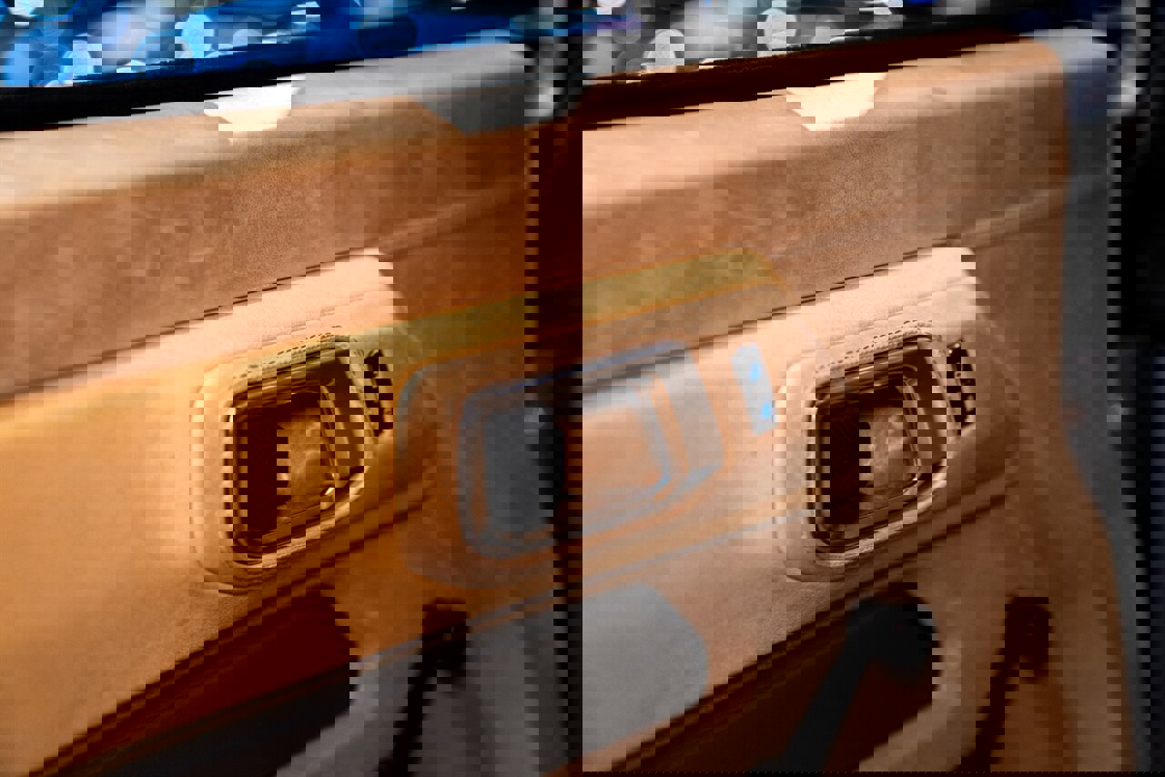 Used 2024 Ford Bronco Black Diamond image 15