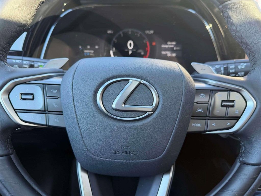 Used 2025 Lexus RX 350 Premium w/ Accessory Package AWD/4WD image 13