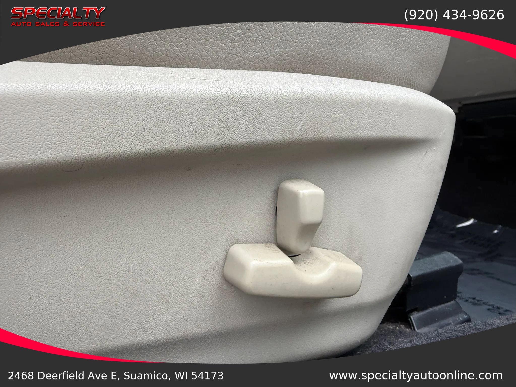 Used 2010 Subaru Outback 2.5i Limited image 34