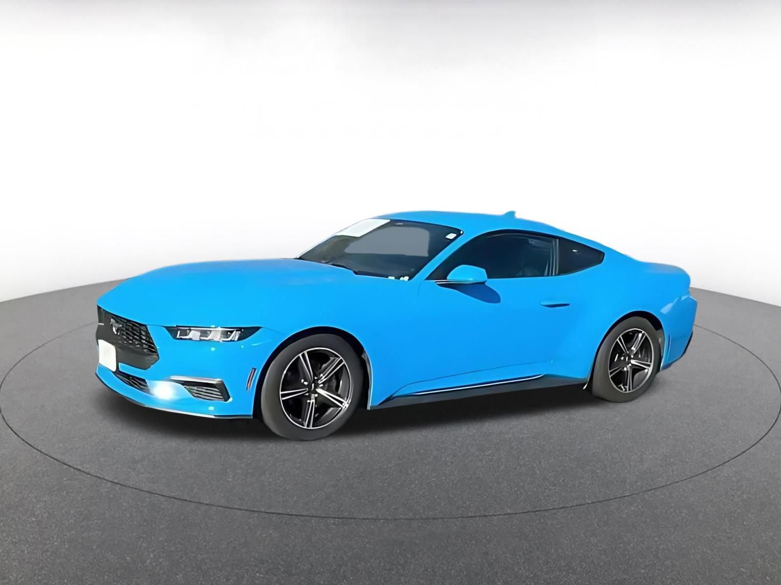 Used 2024 Ford Mustang Premium image 3