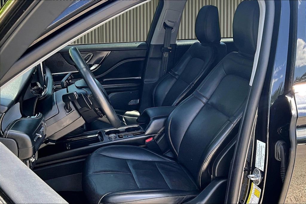 Used 2021 Lincoln Corsair AWD w/ Premium Package image 25
