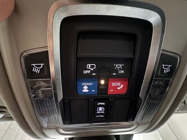 Used 2022 RAM 1500 Laramie image 31