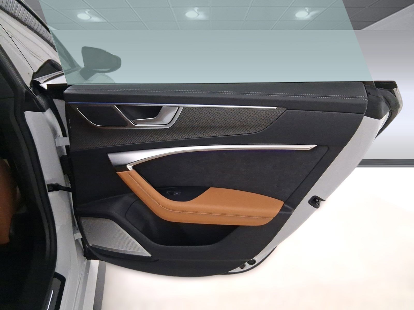 Used 2025 Audi RS 7 Performance image 31