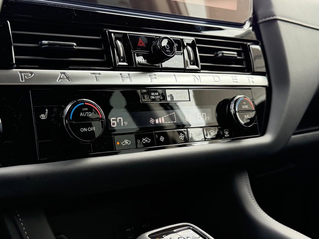 New 2026 Nissan Pathfinder SV image 29