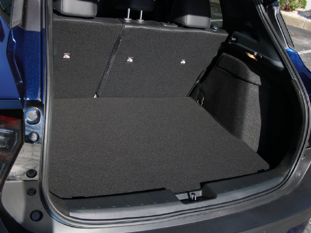 Certified 2025 Nissan Kicks SR AWD/4WD image 12