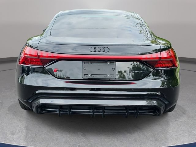 Used 2024 Audi RS e-tron GT w/ Carbon Performance Package AWD/4WD image 7