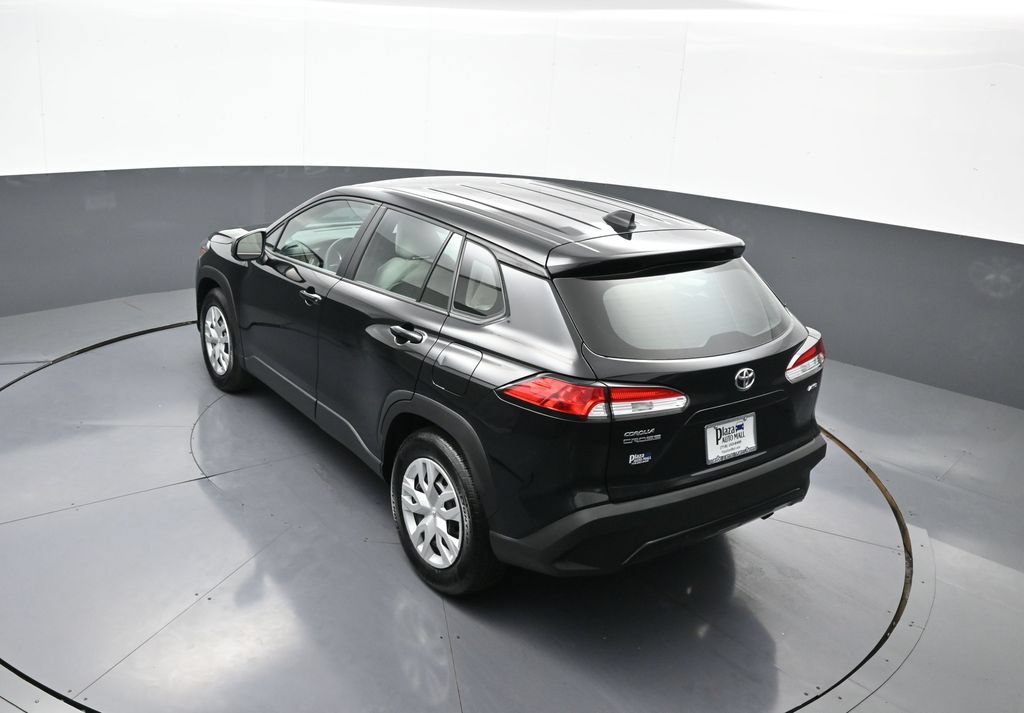 Certified 2022 Toyota Corolla Cross L AWD/4WD image 39