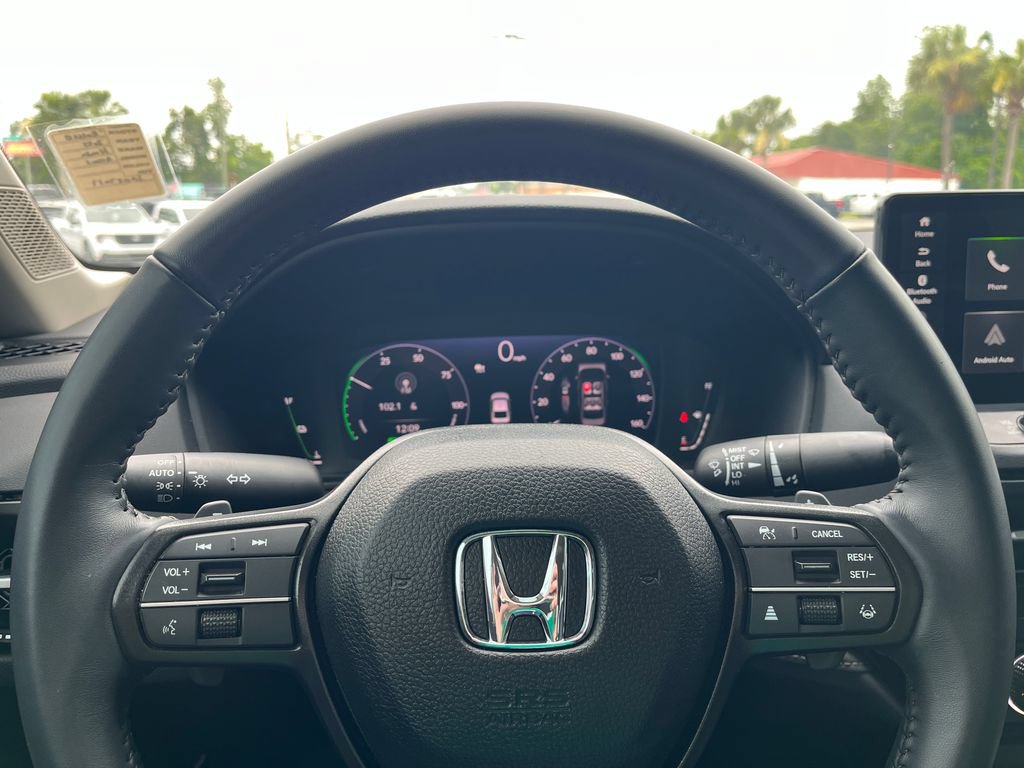 Used 2025 Honda Accord EX-L image 13