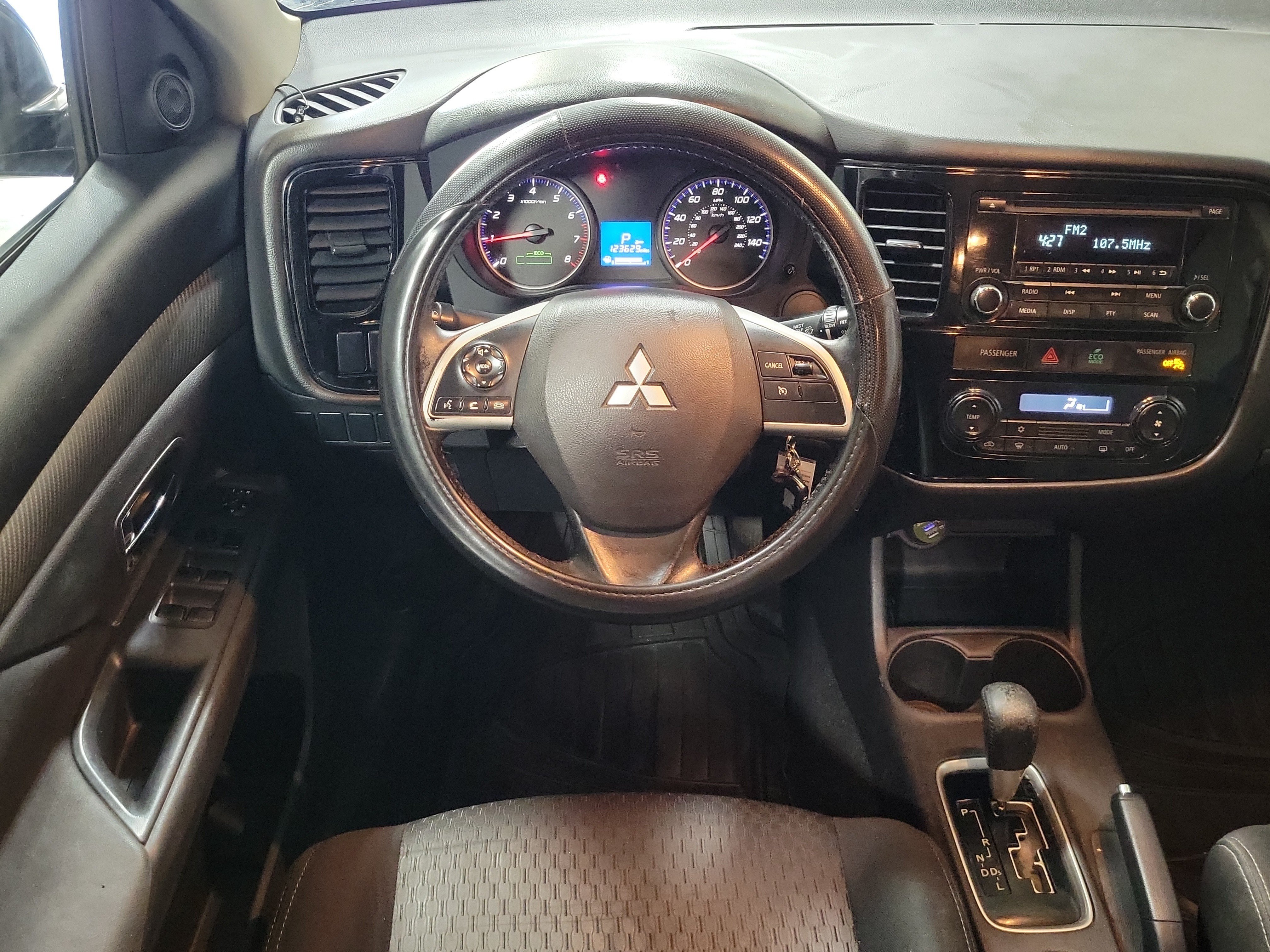 Used 2015 Mitsubishi Outlander ES FWD image 12