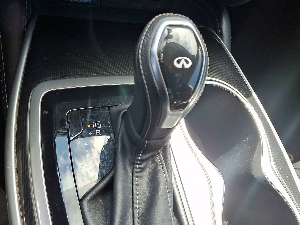 Used 2019 INFINITI QX60 Luxe w/ Essential Package AWD/4WD image 16