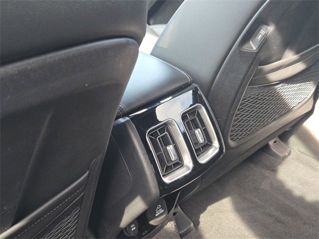 Used 2025 Kia Sorento SX Prestige image 11