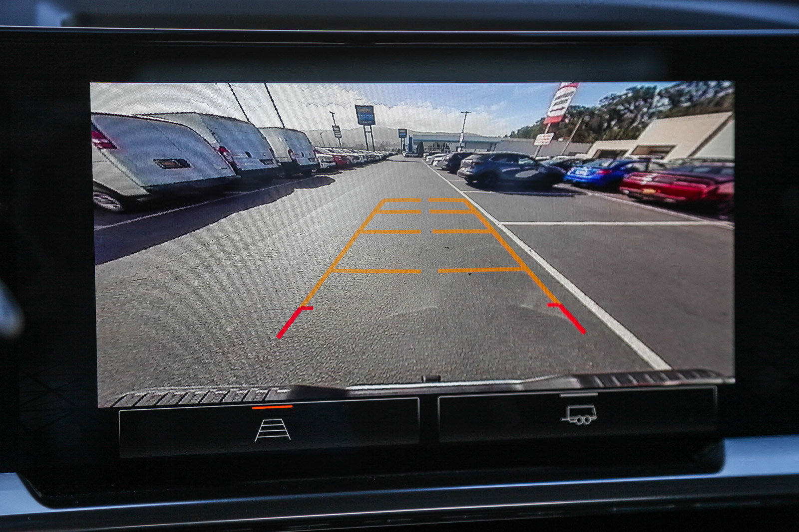 Used 2024 GMC Sierra 1500 SLE image 22