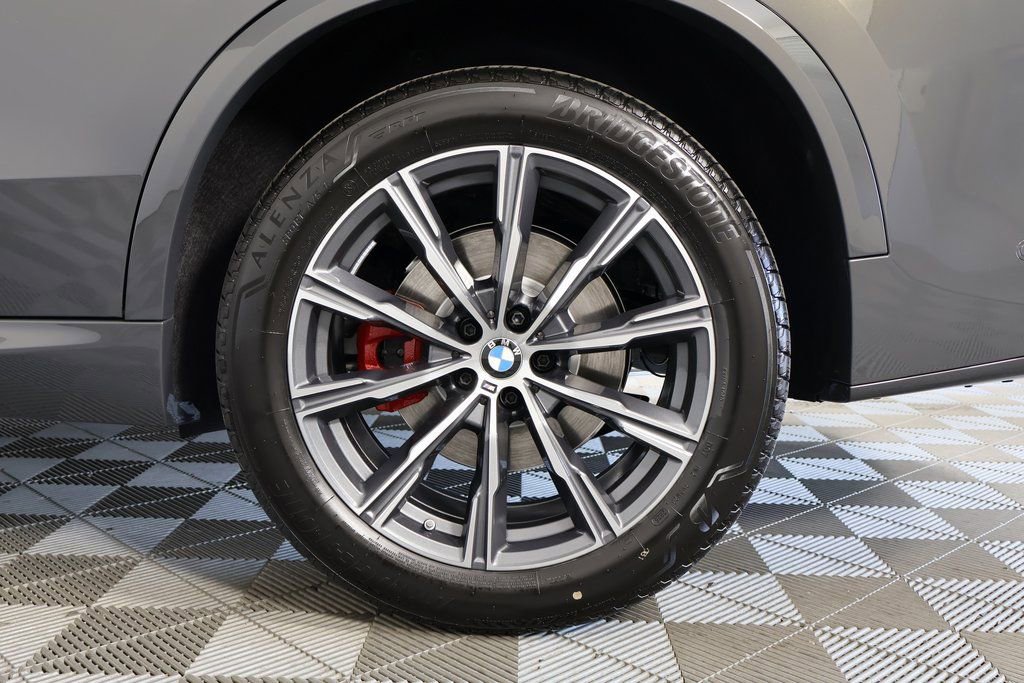 New 2026 BMW X5 sDrive40i w/ M Sport Package image 10