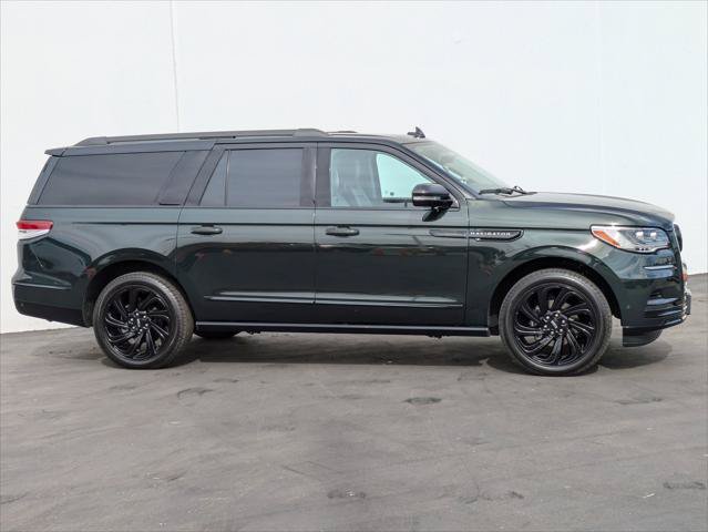 New 2023 Lincoln Navigator L Black Label AWD/4WD image 6