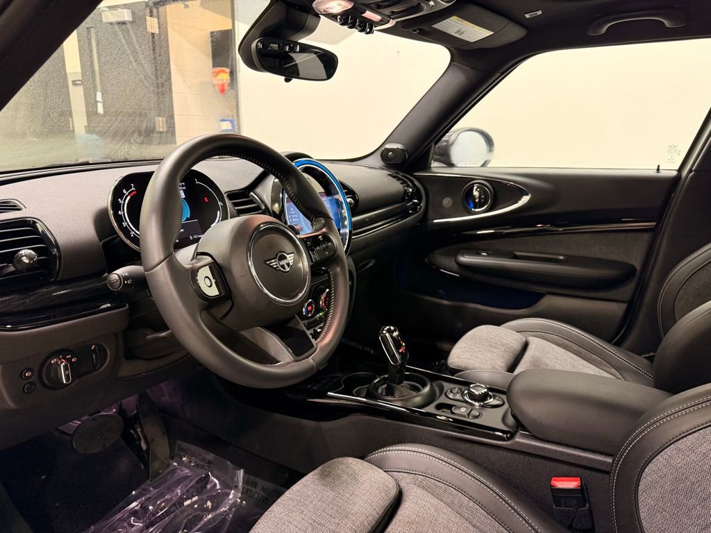 Certified 2023 MINI Cooper Clubman S image 11