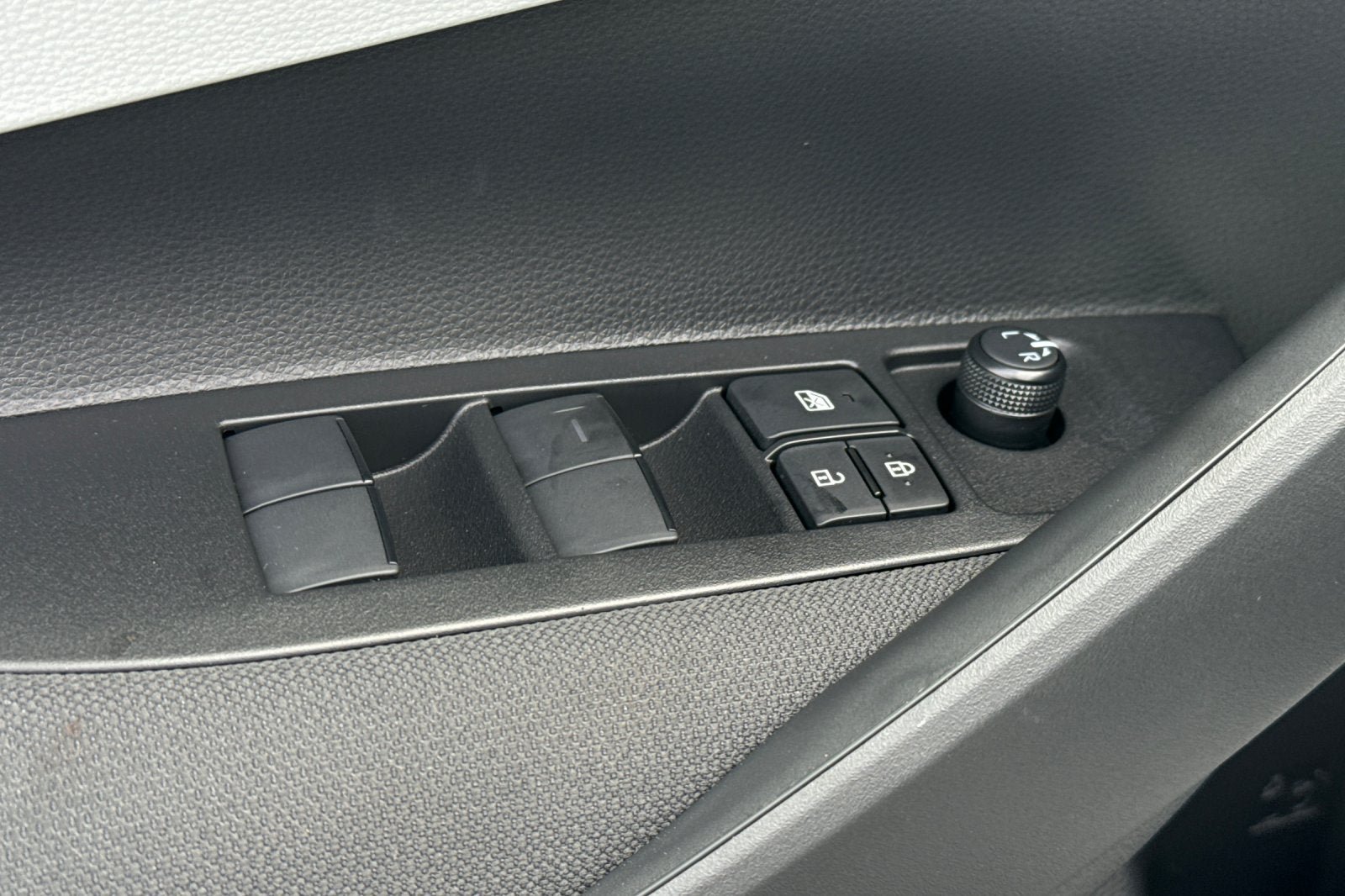 New 2026 Toyota Corolla SE FWD image 14