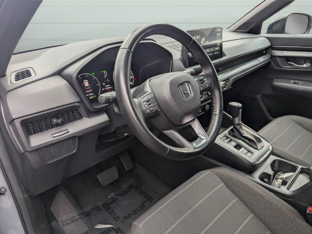 Used 2026 Honda CR-V Sport image 11