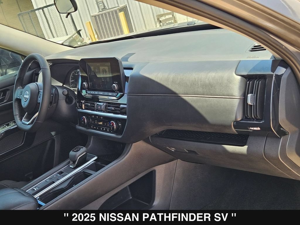 Used 2025 Nissan Pathfinder SV FWD image 30