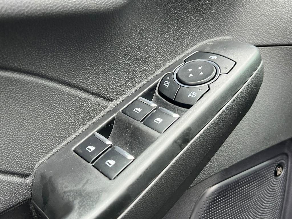 New 2024 Ford Escape SE w/ PHEV Premium Package FWD image 20