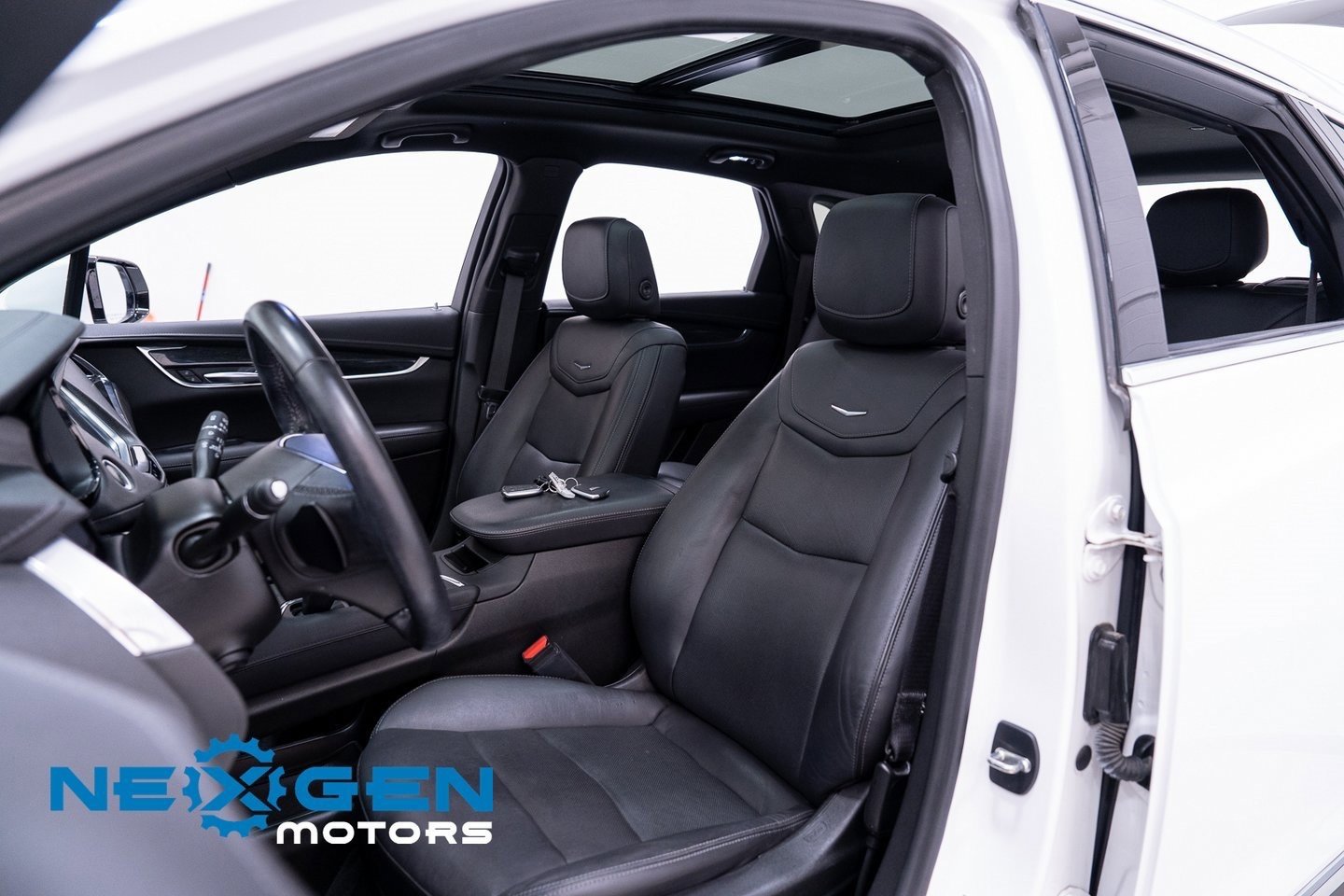 Used 2021 Cadillac XT5 Premium Luxury image 30