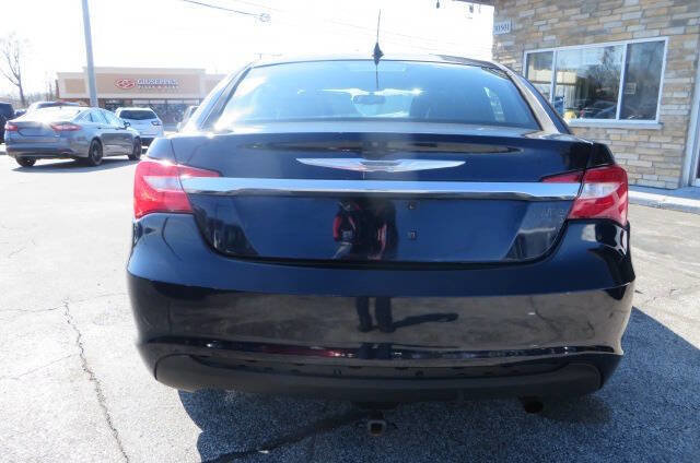 Used 2012 Chrysler 200 Limited w/ Sun/Sound Group FWD image 25