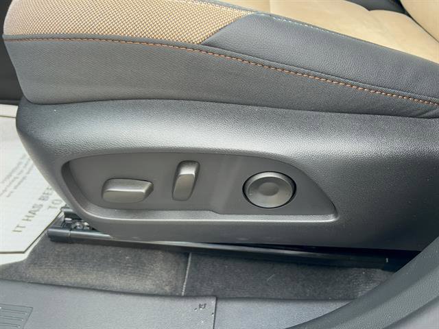 New 2026 Chevrolet Equinox ACTIV w/ Convenience Package III image 16