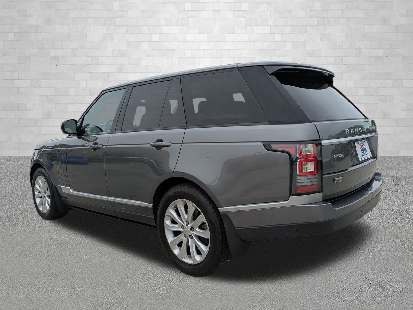 Used 2015 Land Rover Range Rover HSE image 4