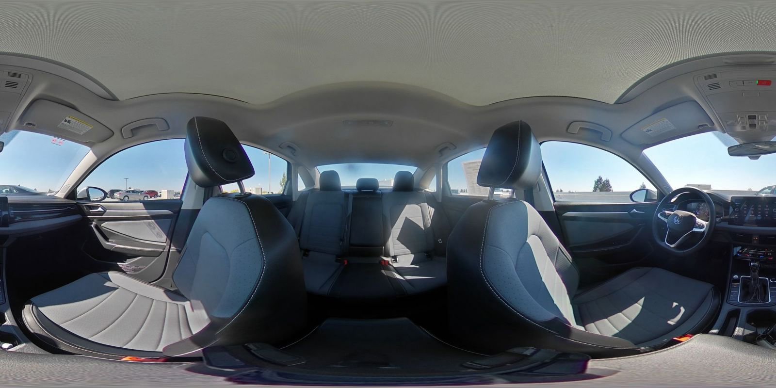 Used 2025 Volkswagen Jetta SE image 40