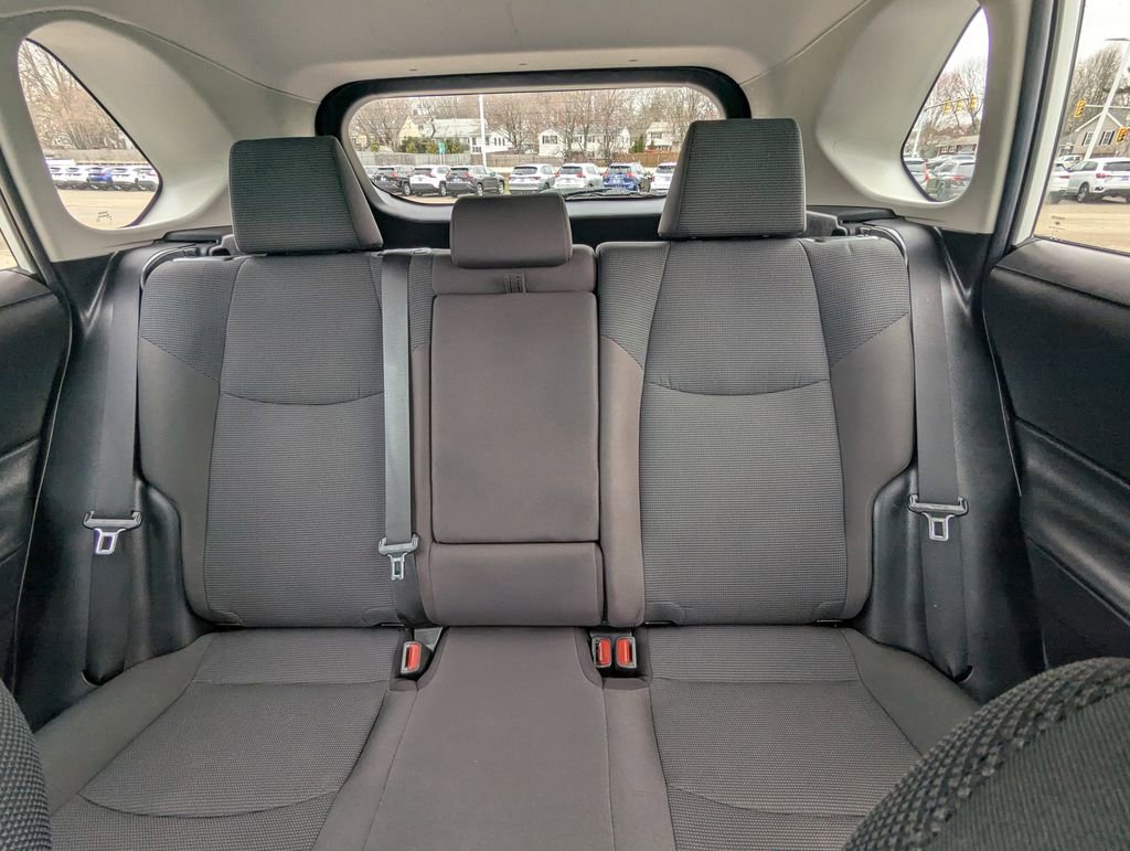 Used 2020 Toyota RAV4 LE w/ All Weather Liner Package AWD/4WD image 17