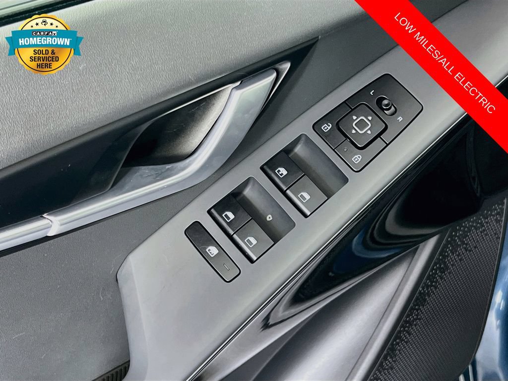 Certified 2025 Kia Niro Wind FWD image 19