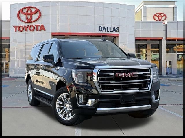Used 2021 GMC Yukon XL SLT image 1