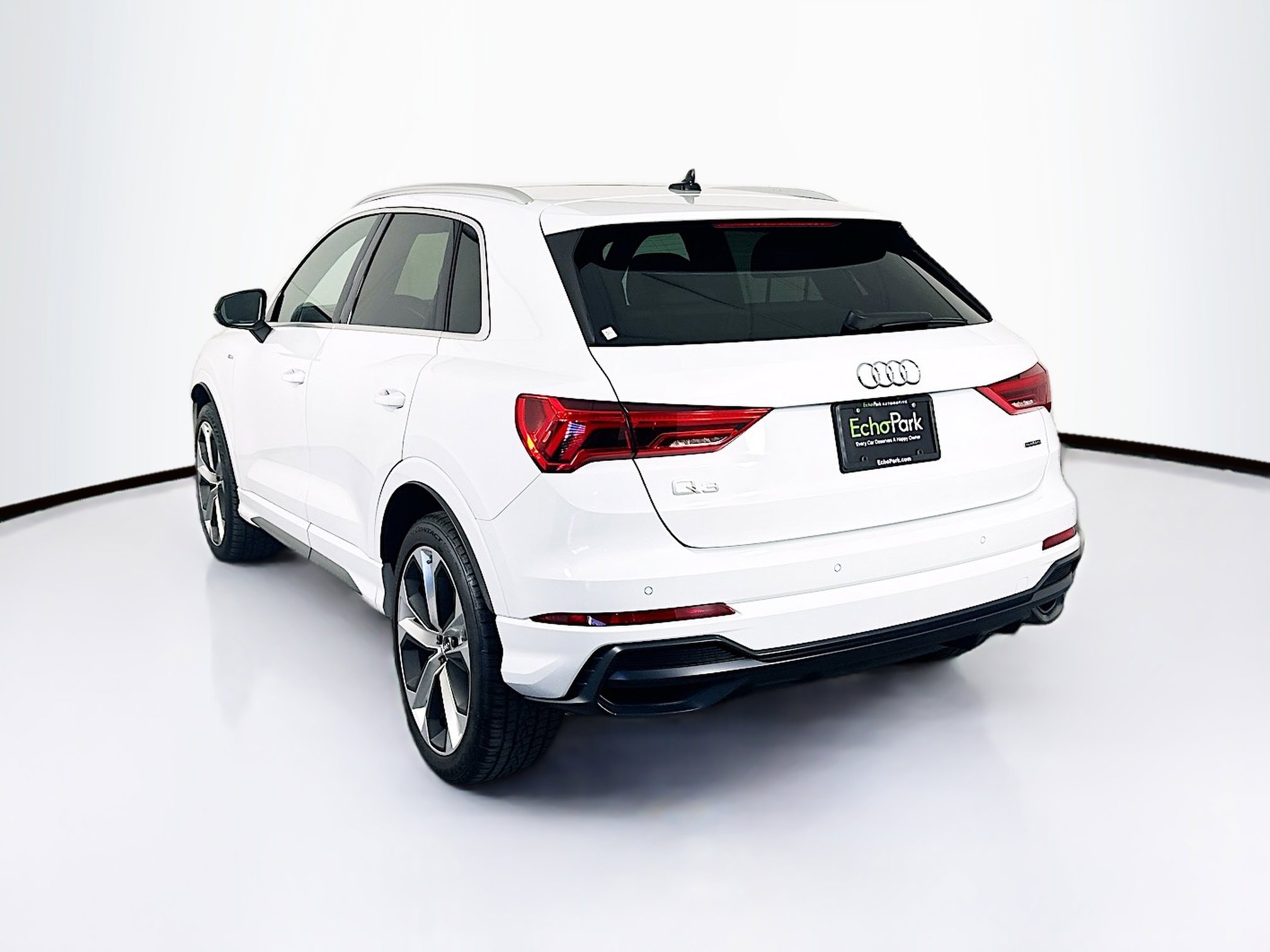 Used 2020 Audi Q3 2.0T Premium Plus w/ Premium Plus Package image 5