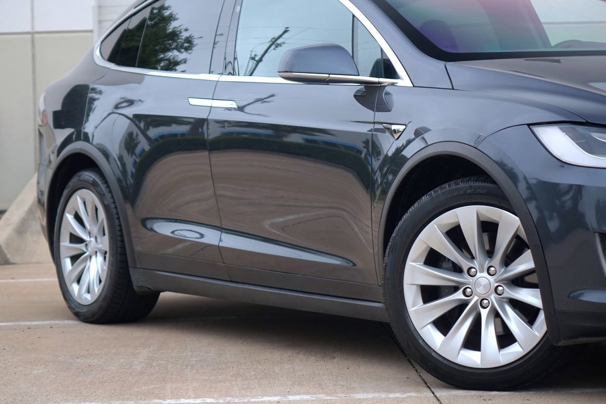 Used 2018 Tesla Model X 100D AWD/4WD image 18