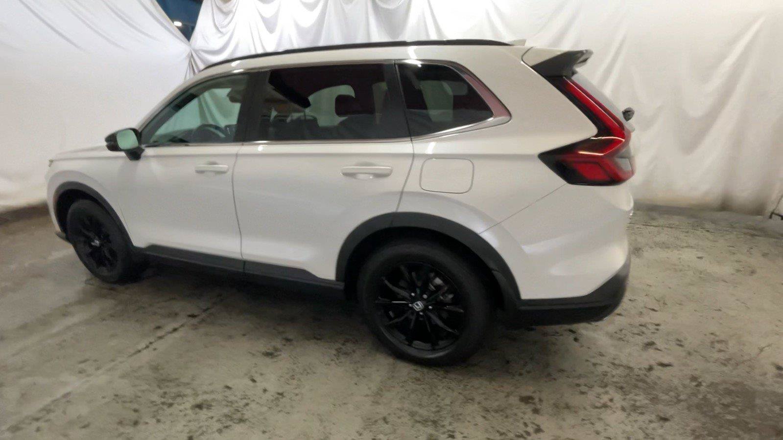 Used 2025 Honda CR-V Sport-L image 10