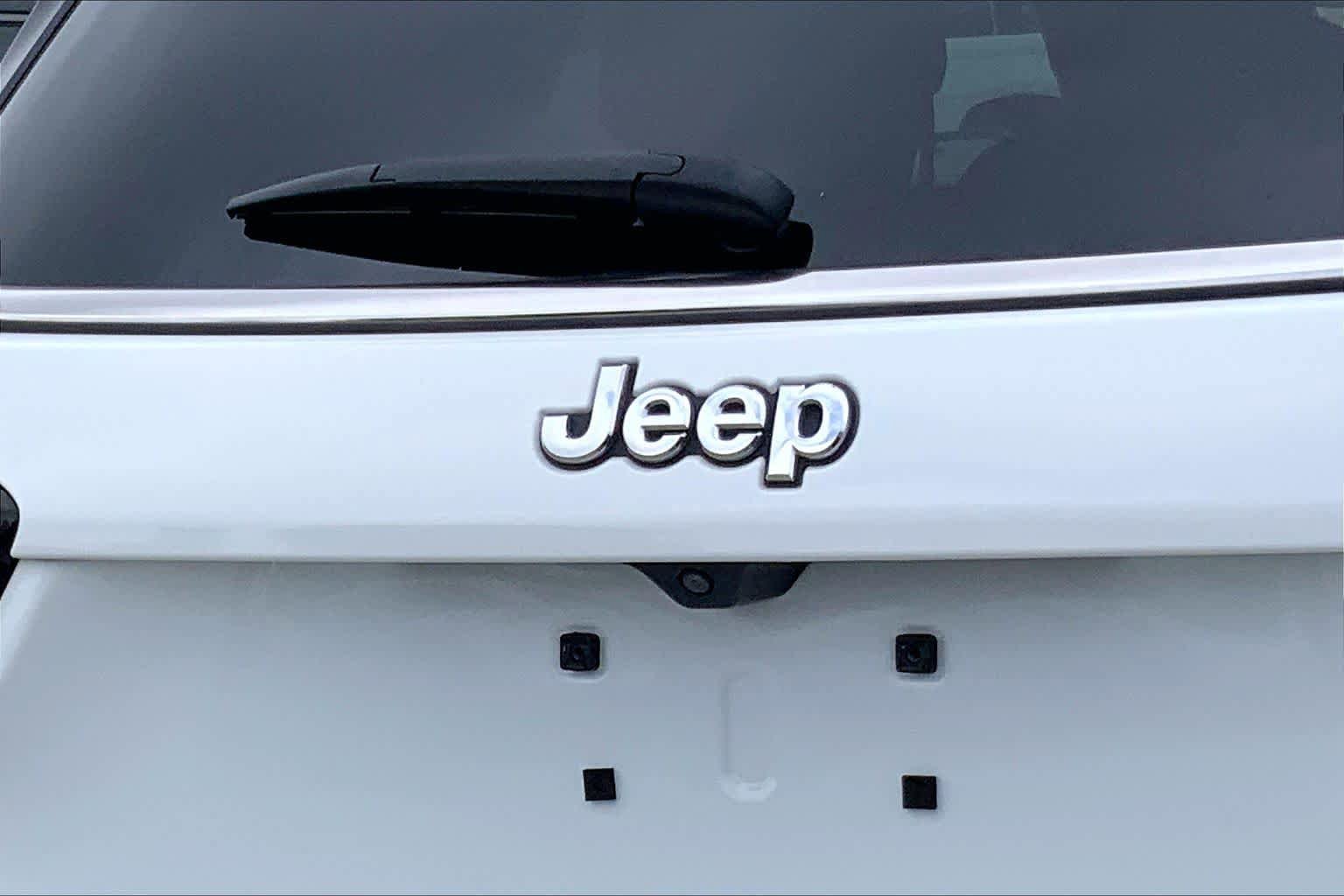 Used 2024 Jeep Compass Sport AWD/4WD image 26