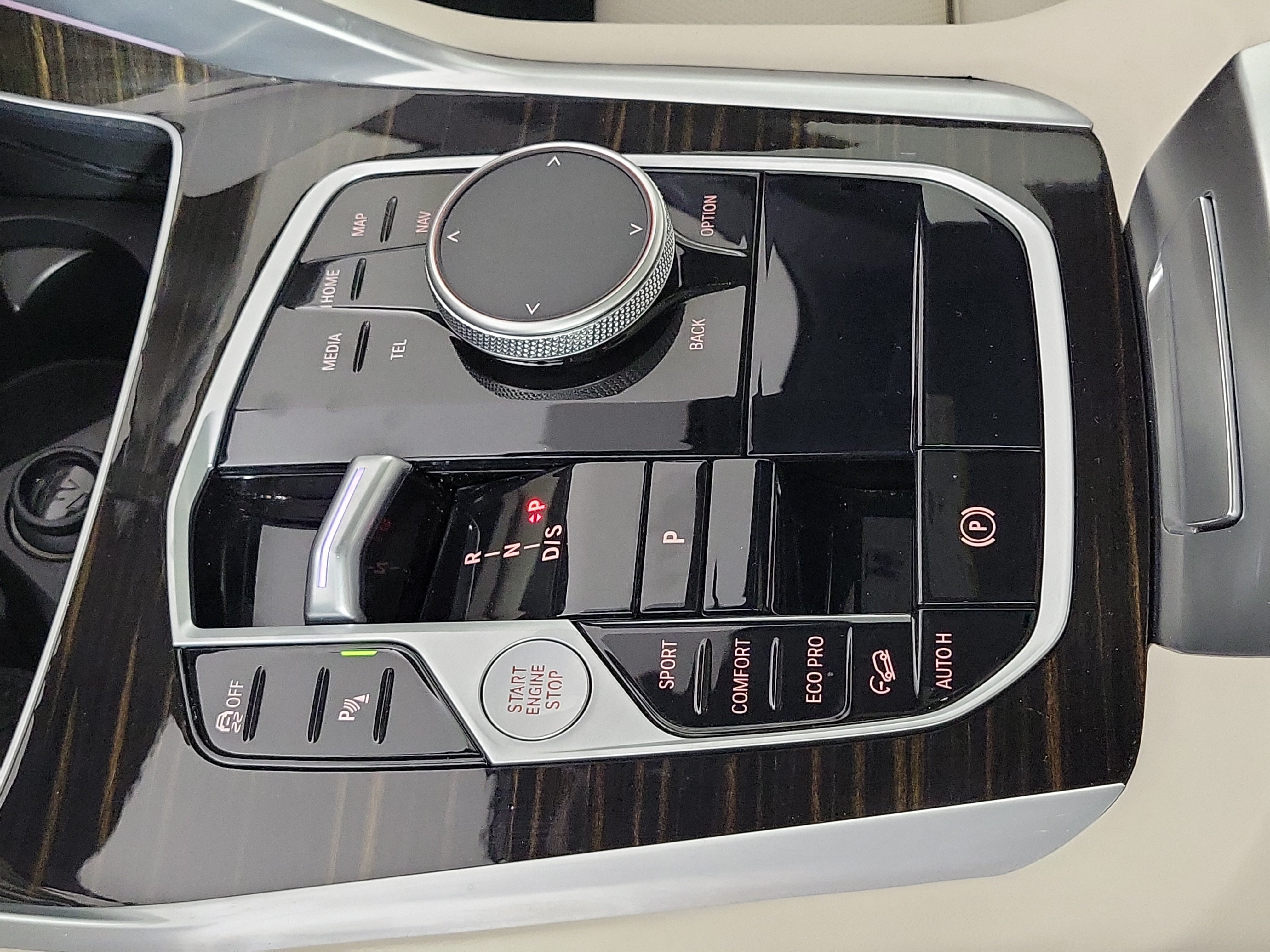 Certified 2025 BMW X6 M60i AWD/4WD image 22