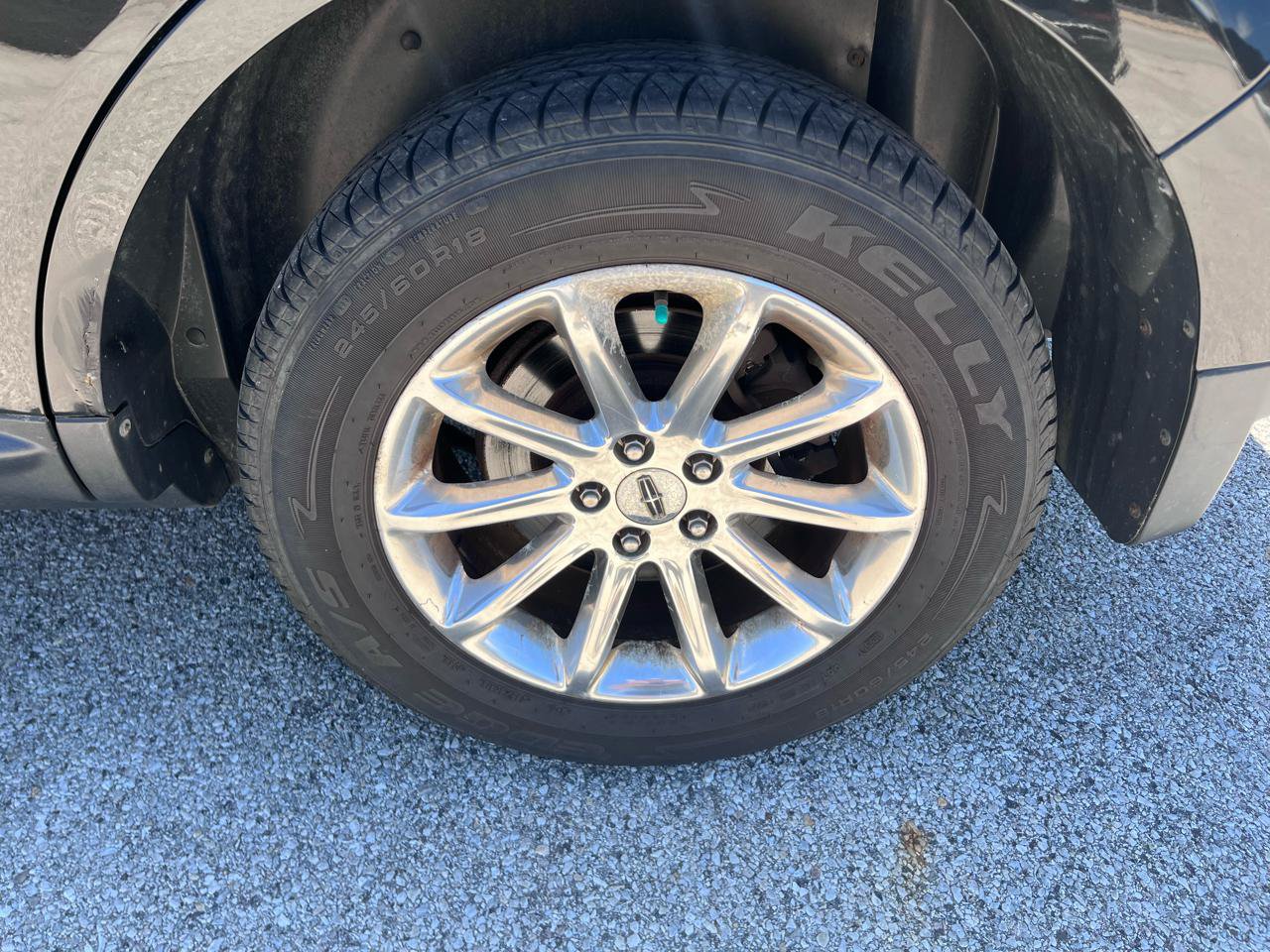 Used 2011 Lincoln MKX 2WD w/ 101A Rapid Spec Order Code image 9