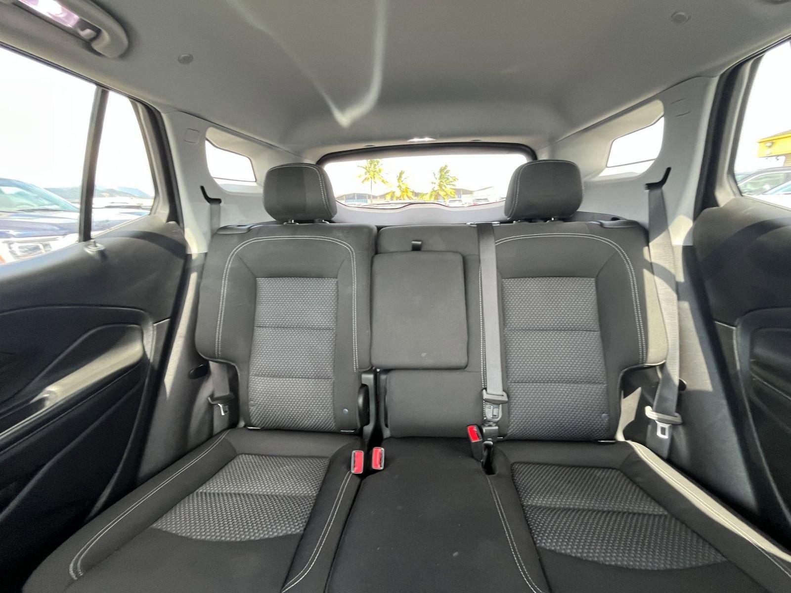 Used 2024 GMC Terrain SLE FWD image 38